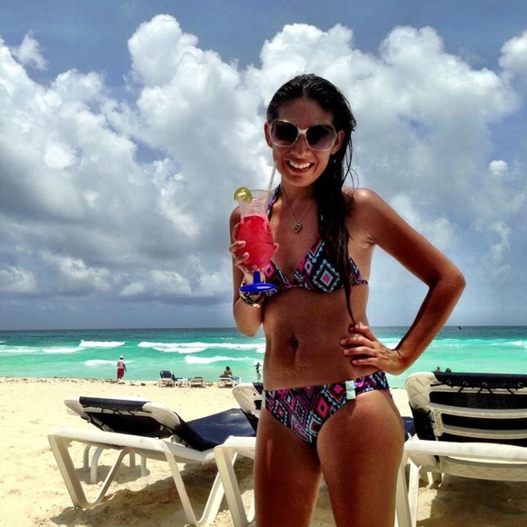 Bikini 👙 - Picture 5 of 5